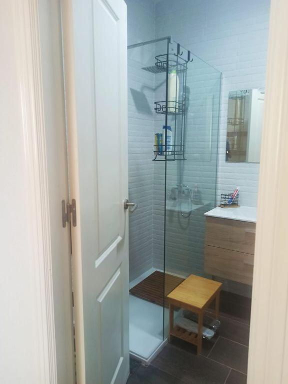 Fantastico Atico Con Terraza, Garaje, Wifi, Con Todo Para Playa, Piscina Y Casa Y No Facturar Maletas! El Portil Exterior foto
